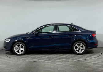 Подержанный автомобиль Audi A3 Sedan 2016 года (8 фото)