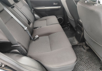 Подержанный автомобиль Suzuki Grand Vitara 2011 года (11 фото)