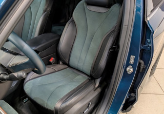 Подержанный автомобиль Geely Monjaro 2023 года (27 фото)