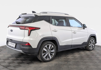 Подержанный автомобиль Москвич 3е 2023 года (5 фото)