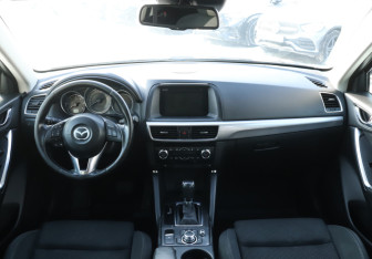 Подержанный автомобиль Mazda CX-5 2016 года (12 фото)