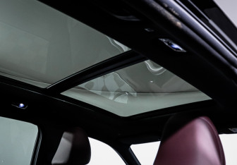 Подержанный автомобиль Geely Monjaro 2023 года (17 фото)