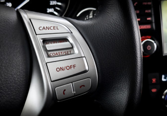 Подержанный автомобиль Nissan X-Trail 2015 года (29 фото)