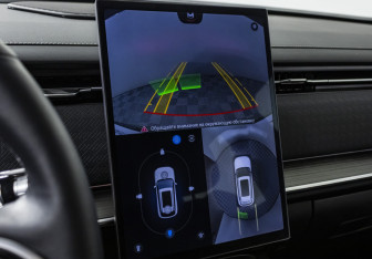 Подержанный автомобиль Jaecoo J7 2024 года (14 фото)