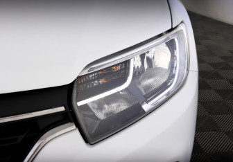 Подержанный автомобиль Renault Logan Sedan 2022 года (17 фото)