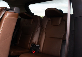 Подержанный автомобиль Volvo XC90 2017 года (13 фото)