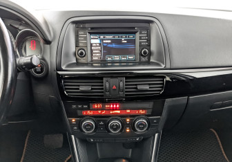 Подержанный автомобиль Mazda CX-5 2014 года (17 фото)