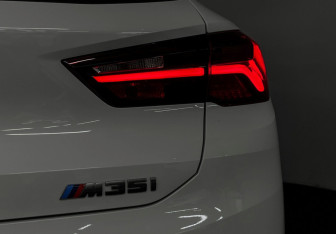 Подержанный автомобиль BMW X2 2022 года (28 фото)