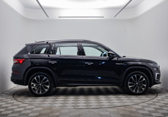 Подержанный автомобиль Skoda Kodiaq 2023 года (4 фото)