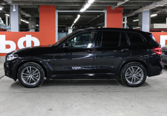 Подержанный автомобиль BMW X3 2019 года (6 фото)