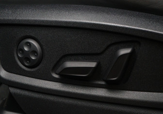 Подержанный автомобиль Audi SQ5 2020 года (21 фото)