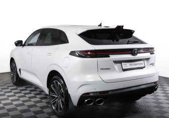 Подержанный автомобиль Changan UNI-K 2023 года (7 фото)
