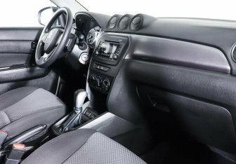 Подержанный автомобиль Suzuki Vitara 2019 года (8 фото)
