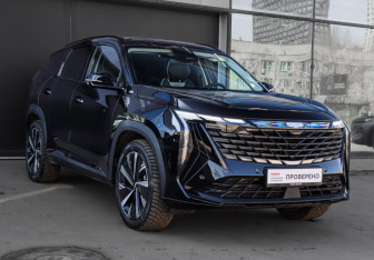 Подержанный автомобиль Geely Atlas 2023 года (3 фото)