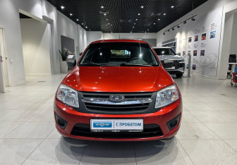 Подержанный автомобиль LADA (ВАЗ) Granta Liftback 2017 года (2 фото)