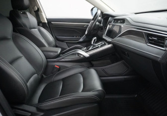 Подержанный автомобиль Geely Atlas Pro 2022 года (9 фото)