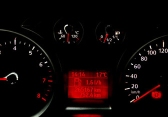 Подержанный автомобиль Ford Focus Hatchback 2010 года (14 фото)