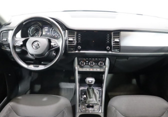 Подержанный автомобиль Skoda Kodiaq 2021 года (13 фото)