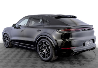 Подержанный автомобиль Porsche Cayenne 2023 года (7 фото)