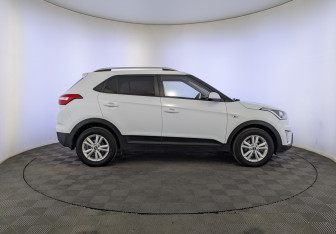 Подержанный автомобиль Hyundai Creta 2017 года (4 фото)