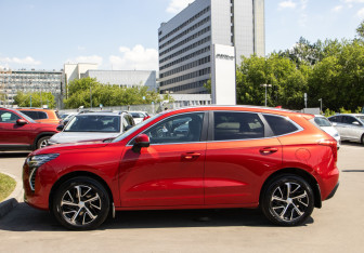 Подержанный автомобиль Haval Jolion 2023 года (6 фото)