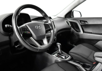 Подержанный автомобиль Hyundai Creta 2019 года (7 фото)