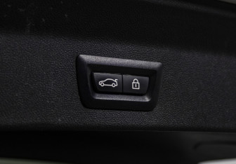 Подержанный автомобиль BMW X3 2019 года (24 фото)