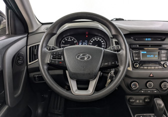Подержанный автомобиль Hyundai Creta 2018 года (21 фото)