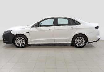 Подержанный автомобиль Kaiyi E5 2024 года (8 фото)