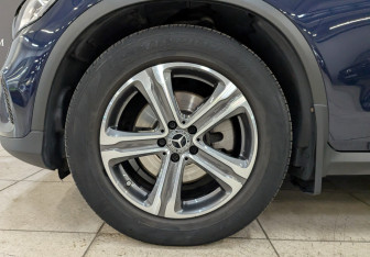 Подержанный автомобиль Mercedes-Benz GLC Coupe 2021 года (12 фото)