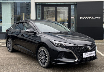 Подержанный автомобиль Changan Eado Plus 2023 года (3 фото)