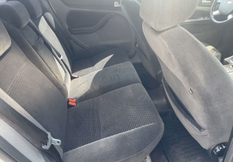 Подержанный автомобиль Ford Focus Sedan 2008 года (11 фото)