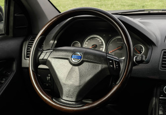 Подержанный автомобиль Volvo XC90 2011 года (14 фото)