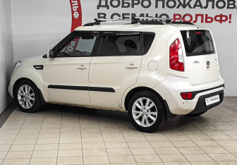 Подержанный автомобиль Kia Soul 2012 года (6 фото)