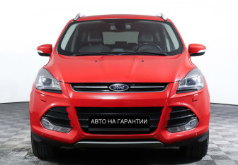 Подержанный автомобиль Ford Kuga 2013 года (2 фото)