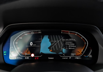 Подержанный автомобиль BMW X5 2021 года (13 фото)
