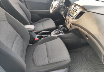 Подержанный автомобиль Hyundai Creta 2019 года (9 фото)