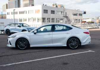 Новый Toyota Camry Sedan 2024 (8 фото)