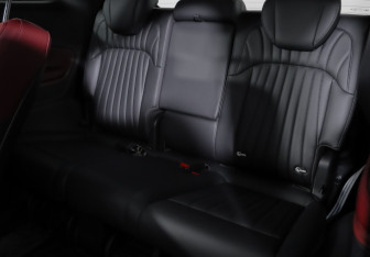 Подержанный автомобиль GAC M8 2024 года (18 фото)