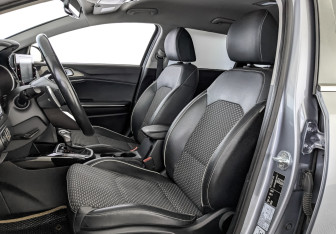 Подержанный автомобиль Kia Ceed Wagon 2021 года (20 фото)