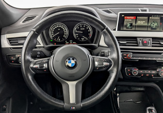 Подержанный автомобиль BMW X2 2020 года (22 фото)