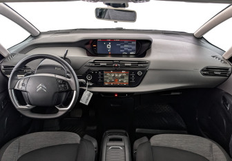Подержанный автомобиль Citroen C4 Picasso 2017 года (14 фото)