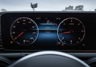 Подержанный автомобиль Mercedes-Benz GLE 2019 года (17 фото)