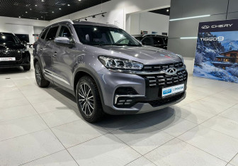 Подержанный автомобиль Chery Tiggo 8 2023 года (3 фото)
