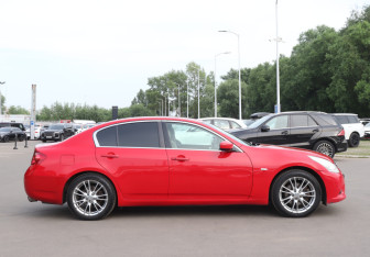 Подержанный автомобиль Infiniti G Sedan 2010 года (4 фото)