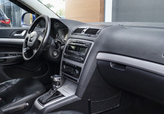 Подержанный автомобиль Skoda Octavia Liftback 2008 года (9 фото)
