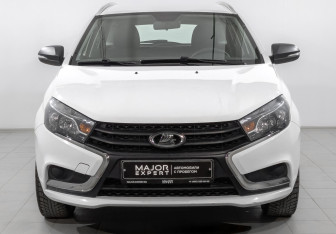 Подержанный автомобиль LADA (ВАЗ) Vesta Wagon 2020 года (2 фото)