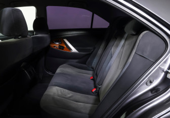 Подержанный автомобиль Toyota Camry Sedan 2007 года (11 фото)