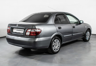 Подержанный автомобиль Nissan Almera Sedan 2005 года (5 фото)