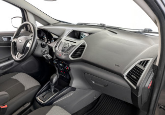 Подержанный автомобиль Ford EcoSport 2016 года (11 фото)
